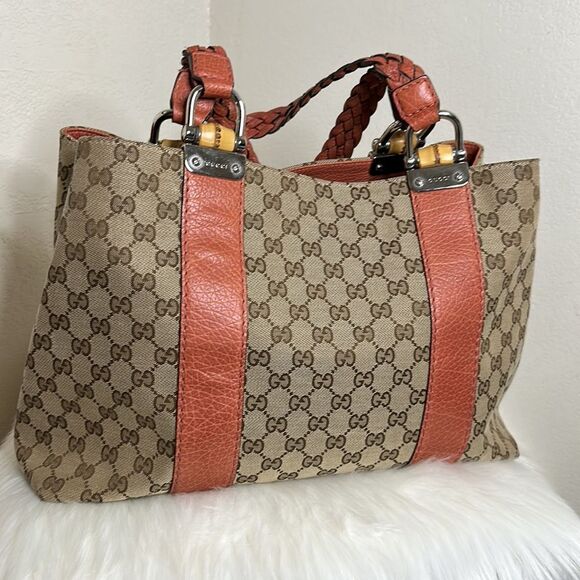 💯Authentic Gucci Tote Handbag with Bamboo 🍀 - Picture 5 of 15